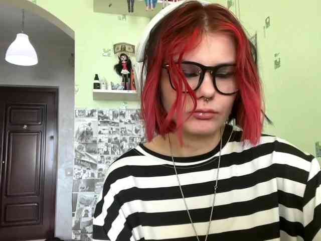 SIMONA-CHARON Live Webcam on BongaCams