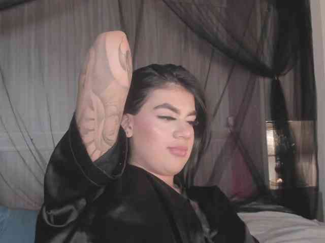 ShirleyJones Live Webcam on BongaCams