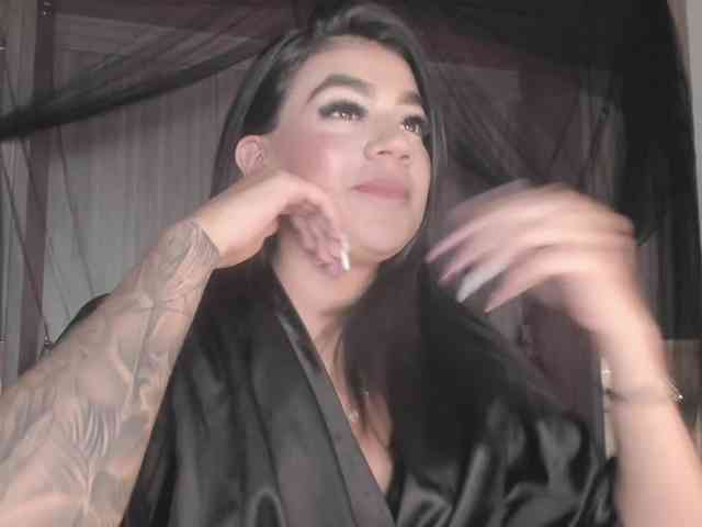 ShirleyJones Live Webcam on BongaCams