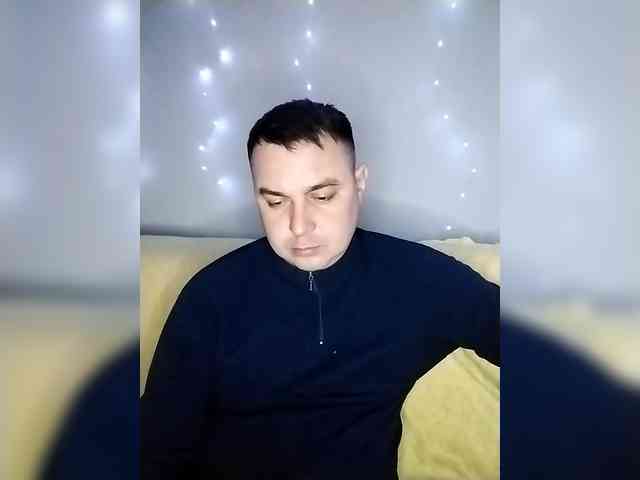 Man2105 Live Webcam on BongaCams
