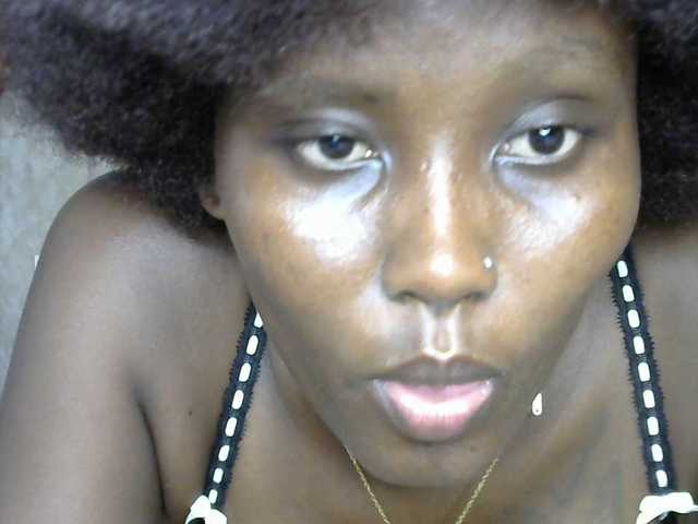 MellaninSasha on BongaCams and RICams