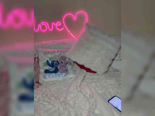 CherryBabe111 webcam