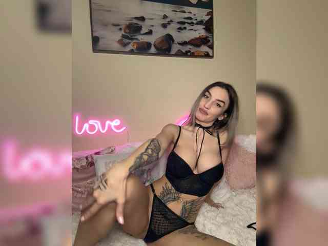 CherryBabe111 webcam