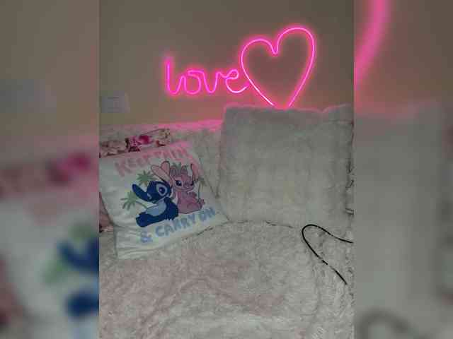 CherryBabe111 webcam