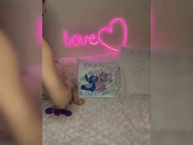 CherryBabe111 webcam