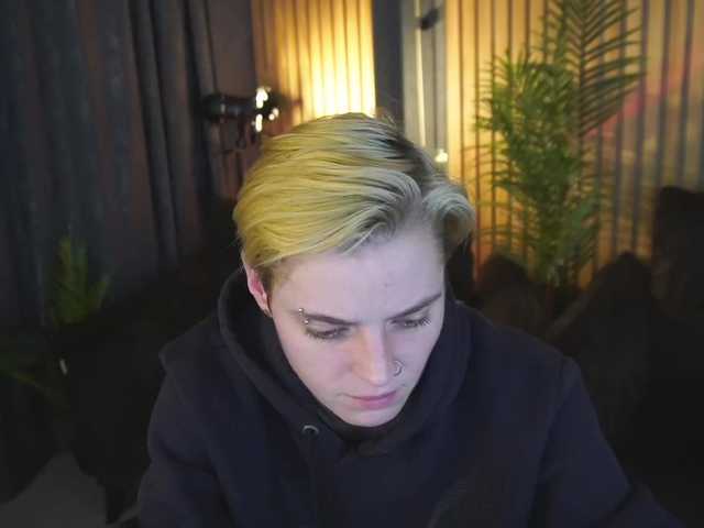 RoxyFlame's Thumb Image