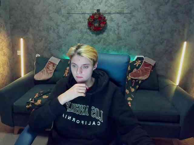 RoxyFlame Live Webcam on BongaCams