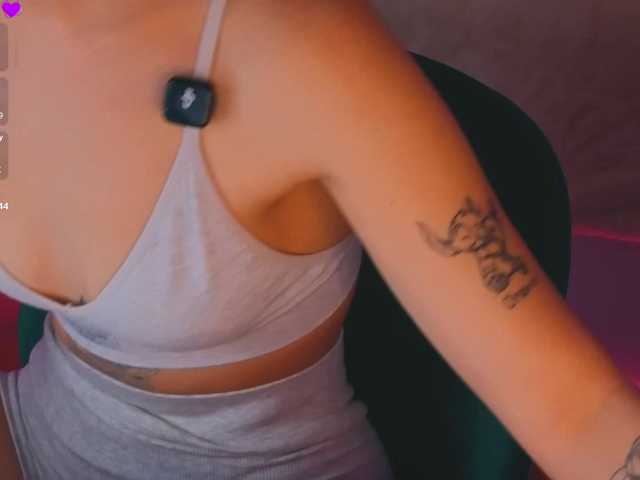 MaybeBabeTV's BongaCams show and profile