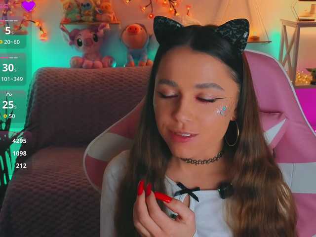 MaybeBabeTV's BongaCams show and profile