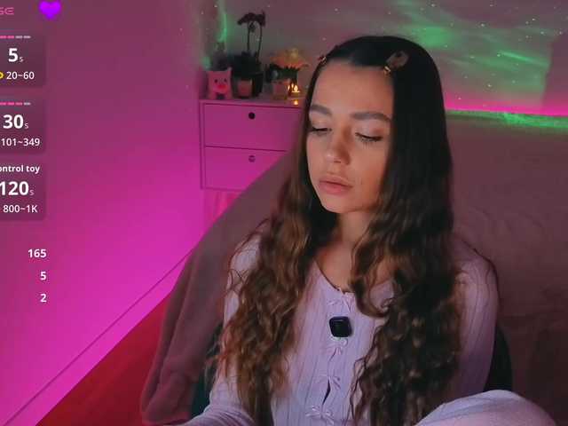 MaybeBabeTV's BongaCams show and profile