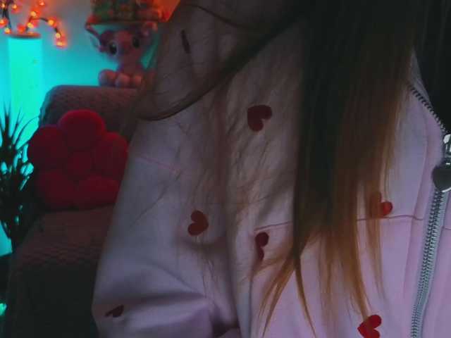 MaybeBabeTV's BongaCams show and profile