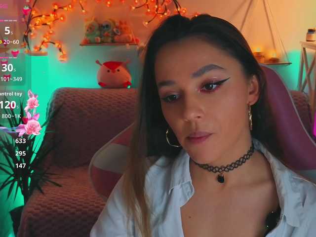 MaybeBabeTV's BongaCams show and profile