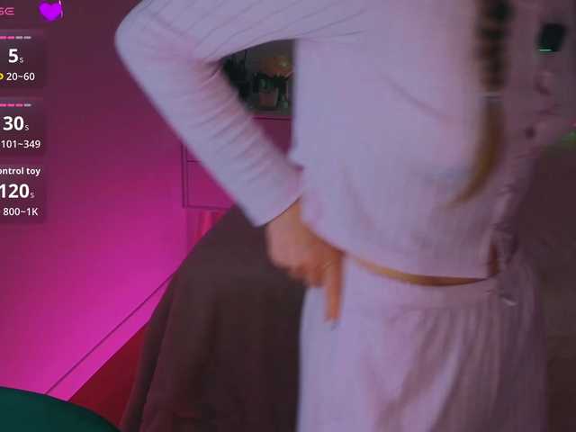 MaybeBabeTV's BongaCams show and profile