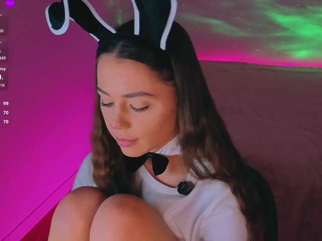 MaybeBabeTV's BongaCams show and profile