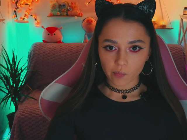 MaybeBabeTV's BongaCams show and profile