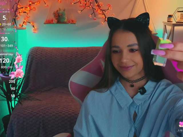 MaybeBabeTV's BongaCams show and profile