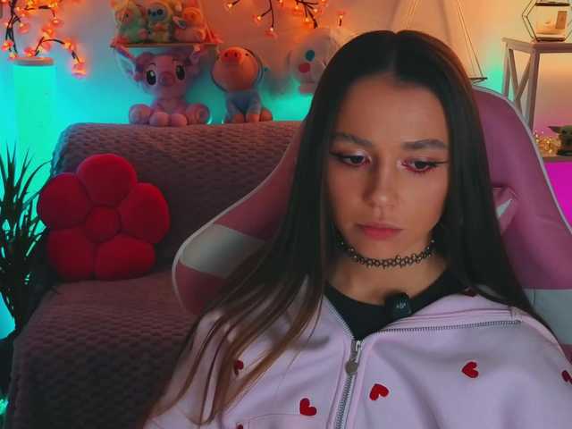 MaybeBabeTV's BongaCams show and profile