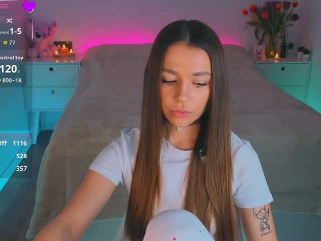 видео MaybeBabeTV