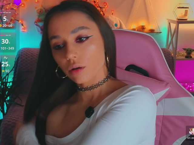 MaybeBabeTV's BongaCams show and profile