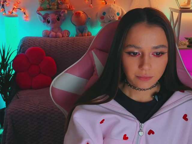 MaybeBabeTV's BongaCams show and profile