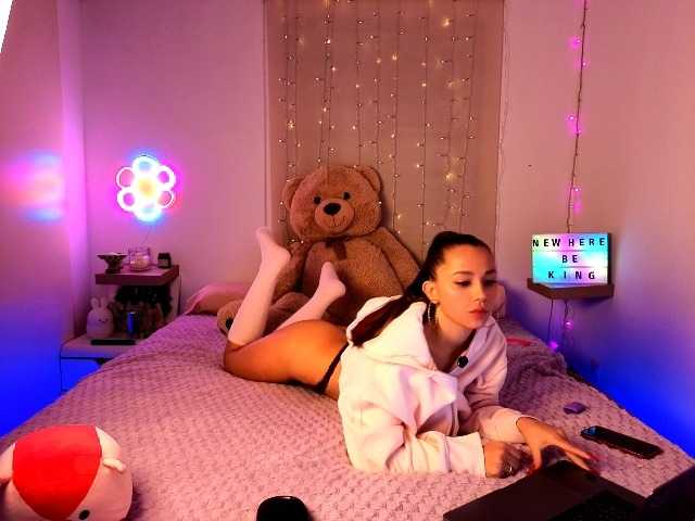 MaybeBabeTV's BongaCams show and profile