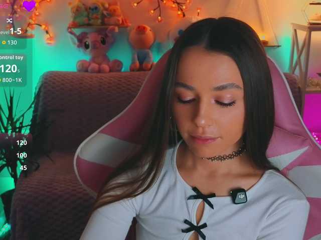 видео MaybeBabeTV