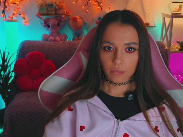 MaybeBabeTV's BongaCams show and profile