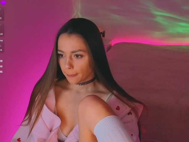 видео MaybeBabeTV