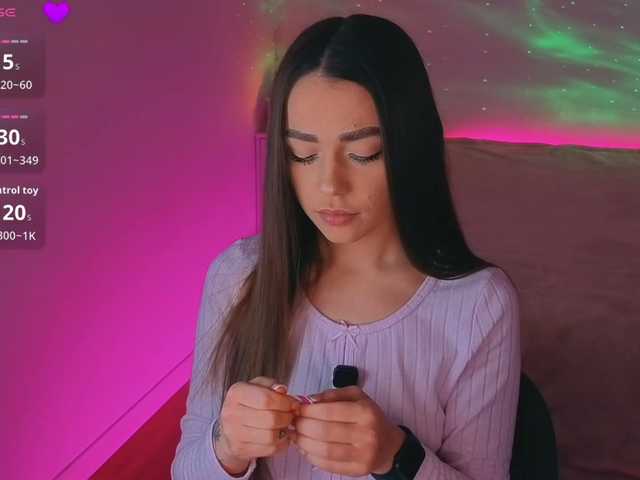 в попе у MaybeBabeTV