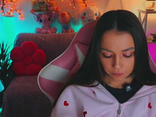 MaybeBabeTV's BongaCams show and profile