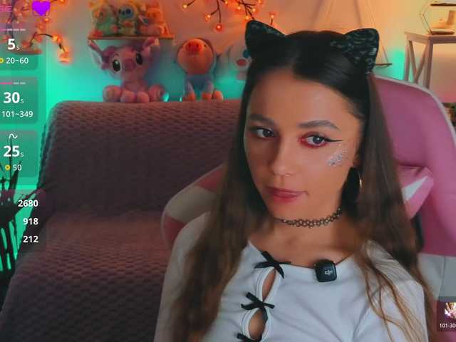 стрип от MaybeBabeTV