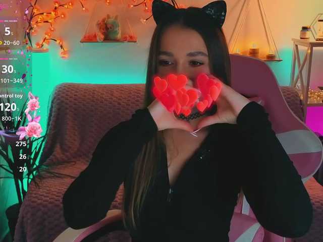 MaybeBabeTV's BongaCams show and profile