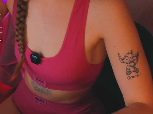 MaybeBabeTV's BongaCams show and profile