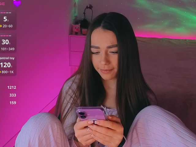 MaybeBabeTV's BongaCams show and profile