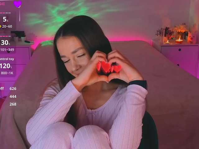 MaybeBabeTV's BongaCams show and profile