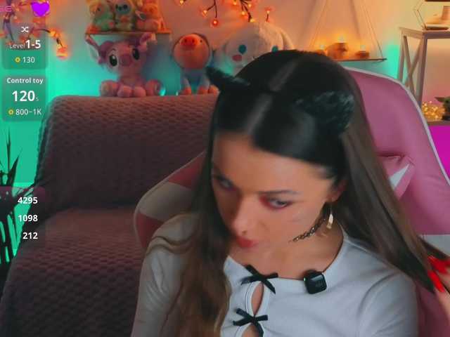 MaybeBabeTV's BongaCams show and profile