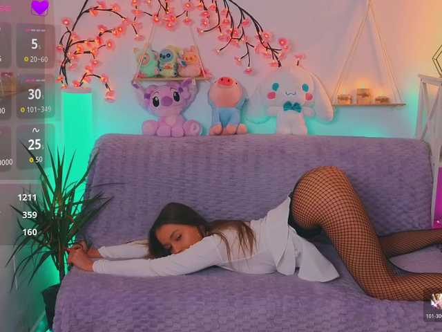 видео MaybeBabeTV