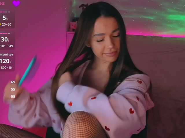 MaybeBabeTV's BongaCams show and profile