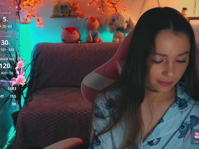 стрип от MaybeBabeTV