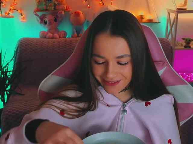 MaybeBabeTV MaybeBabeTV