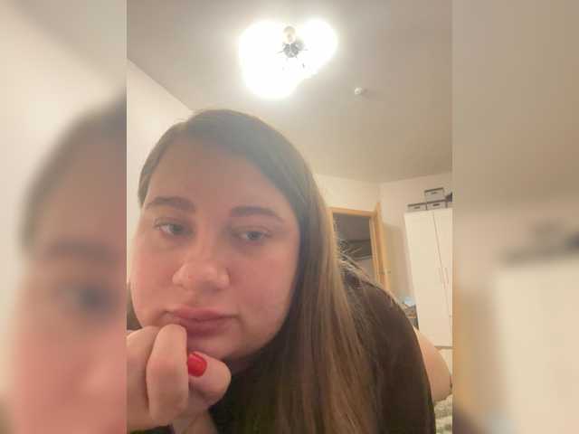  LinkaMaliiinkaa chat room