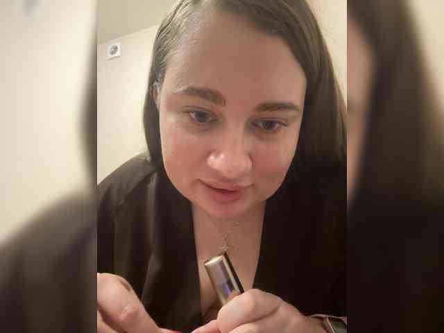 LinkaMaliiinkaa webcam