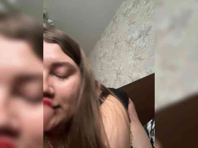 LinkaMaliiinkaa webcam