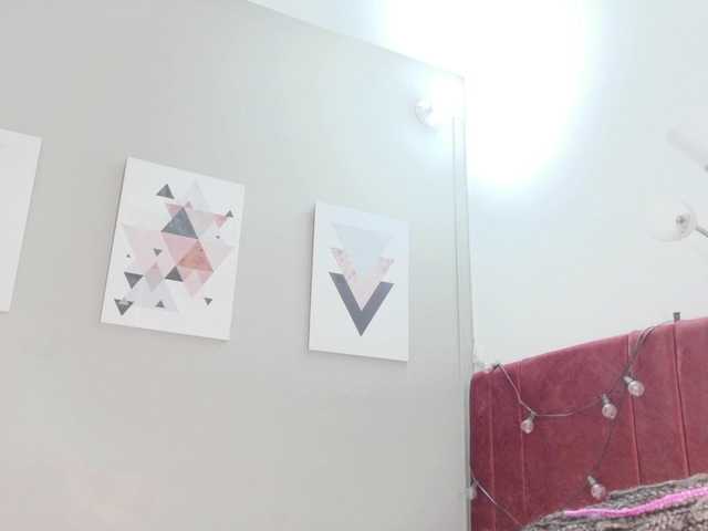 cutielittleebonyy's BongaCams show and profile