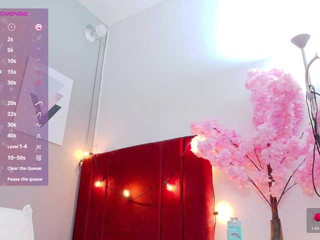 cutielittleebonyy's BongaCams show and profile