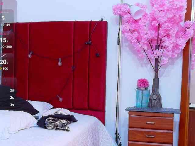 cutielittleebonyy cutielittleebonyy