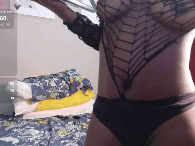 cutielittleebonyy webcam