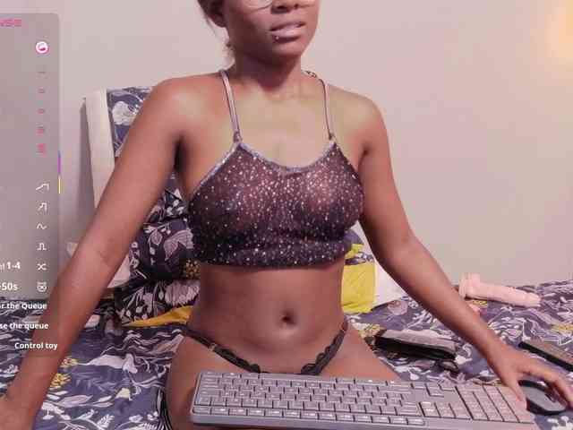 cutielittleebonyy webcam