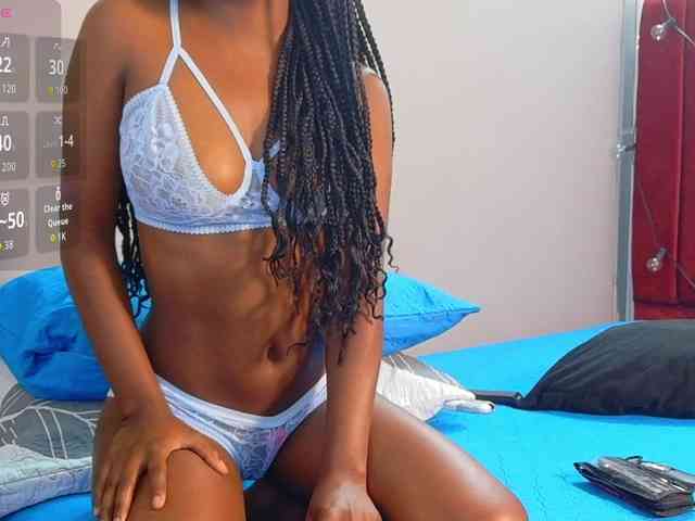 cutielittleebonyy cutielittleebonyy