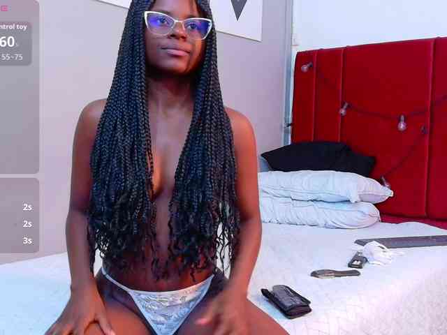 cutielittleebonyy cutielittleebonyy